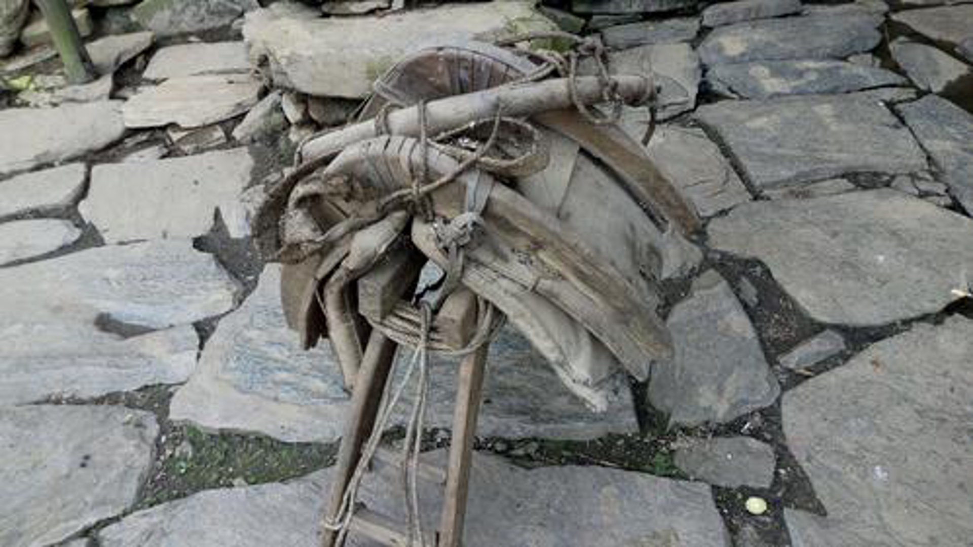 鞍架马具